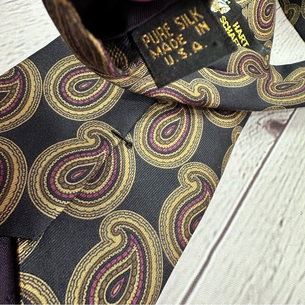 vtg Hart Schaffner Marx black Paisley silk Tie office professional